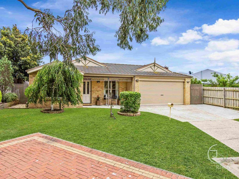 68 Ferndown Drive, Cranbourne, Vic 3977