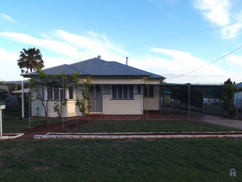 15 Fitzroy Street, Kingaroy, QLD 4610