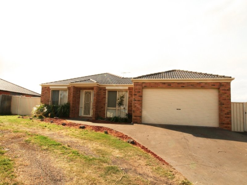 6 Baystone Place, Kurunjang, Vic 3337 Property Details