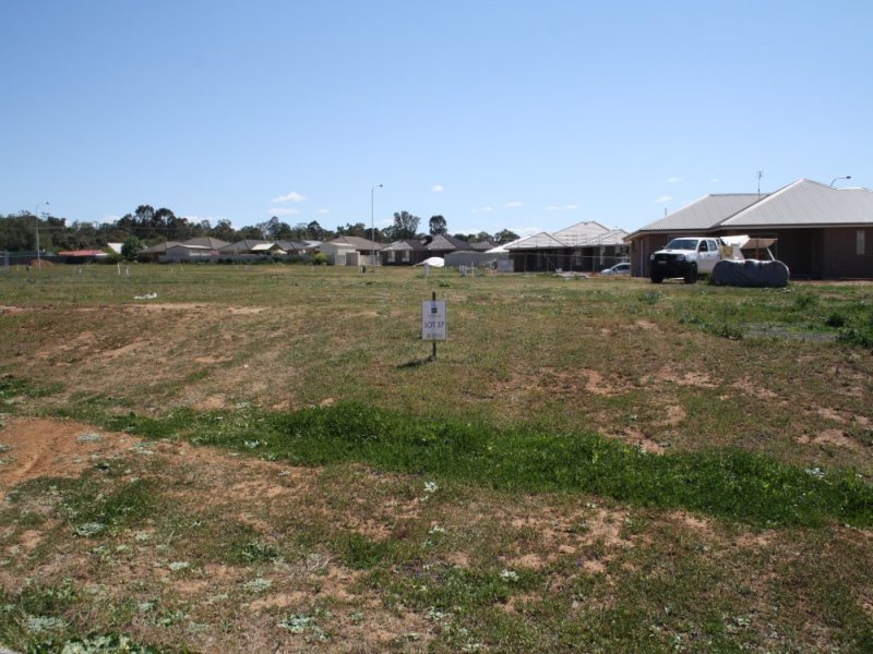 4 Simmental Way, Calala, NSW 2340