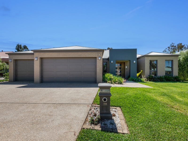 30 Golflinks Avenue, West Wodonga, VIC 3690