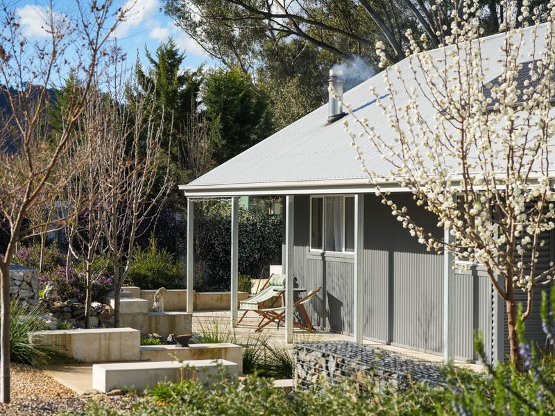 Real Estate & Property for Sale in Albury Greater Region, NSW (+1