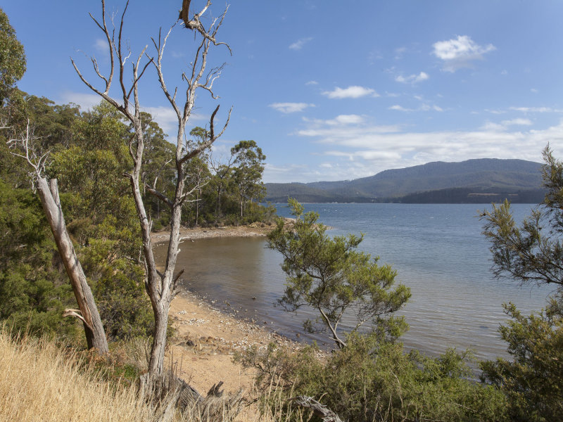 522 Coast Road, Petcheys Bay, TAS 7109