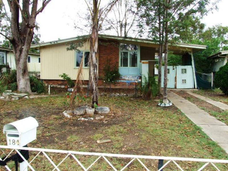 184 WOODSTOCK AVENUE, Whalan, NSW 2770 Property Details