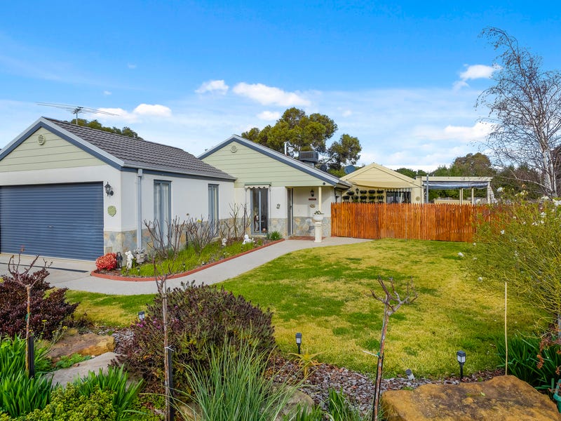 36 Sunny Park Close, Gisborne, Vic 3437 House for Sale realestate