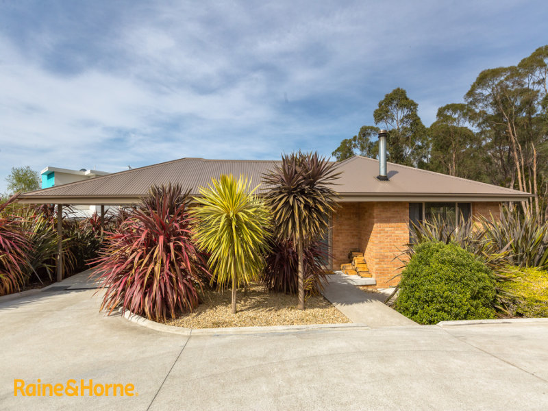 3/9 Dickson, Electrona, Tas 7054 - Property Details