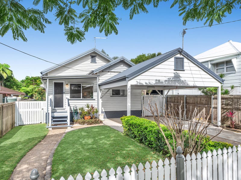 32 Violet Street, Wynnum, Qld 4178 Property Details