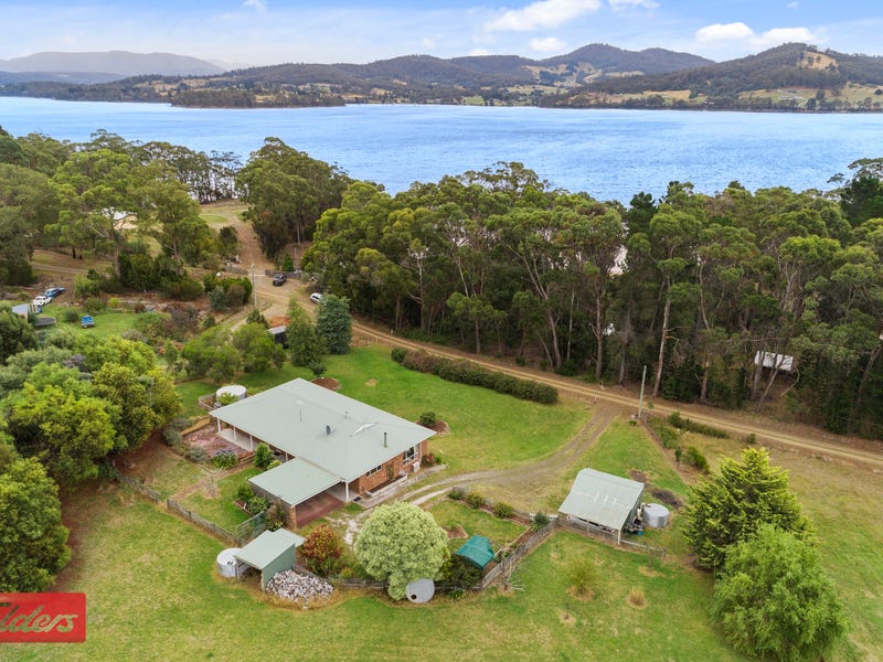 17 Glovers Road, Deep Bay, TAS 7112
