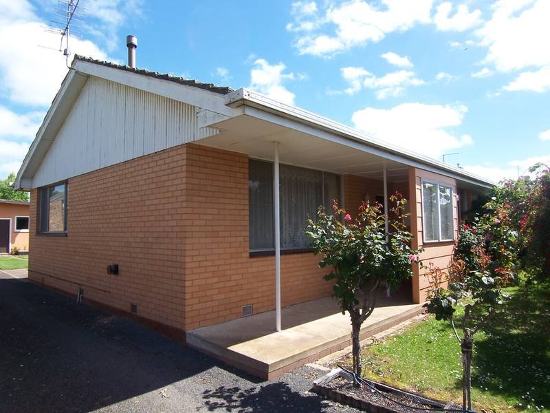 1 Grey Street, Terang, Vic 3264 Property Details
