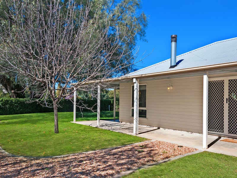 10 Goughs Lane, Bundalong, Vic 3730 Property Details