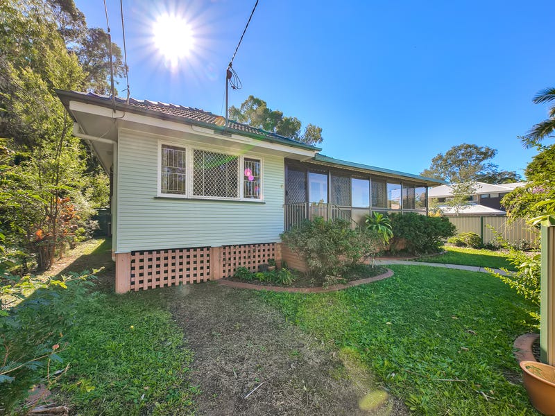 77 Pullen Road, Everton Park, Qld 4053