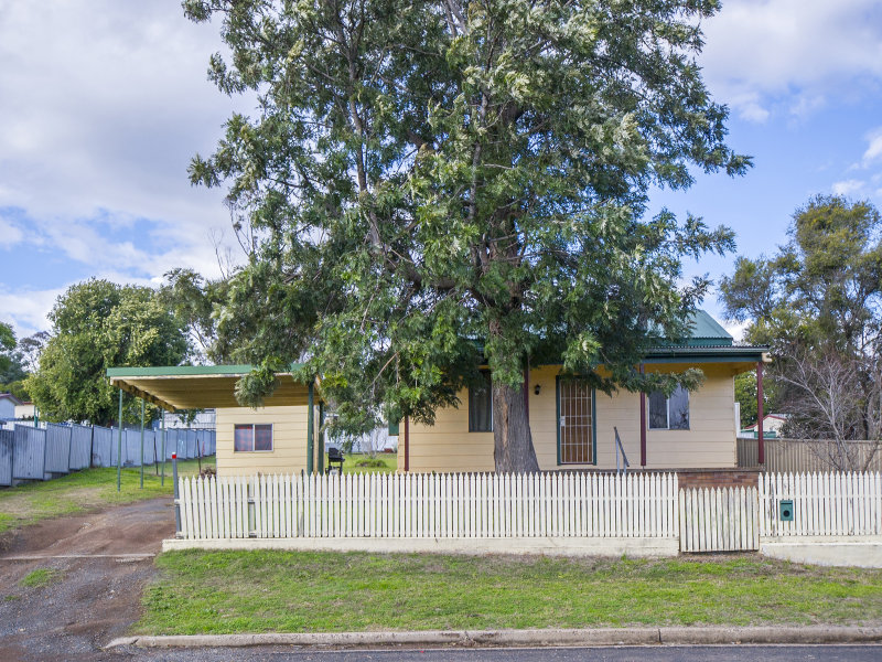 18 Mount Street, Aberdeen, Nsw 2336 - Property Details