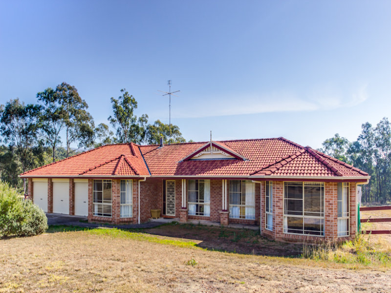 154 Kestrel Way, Yarramundi, NSW 2753 Property Details