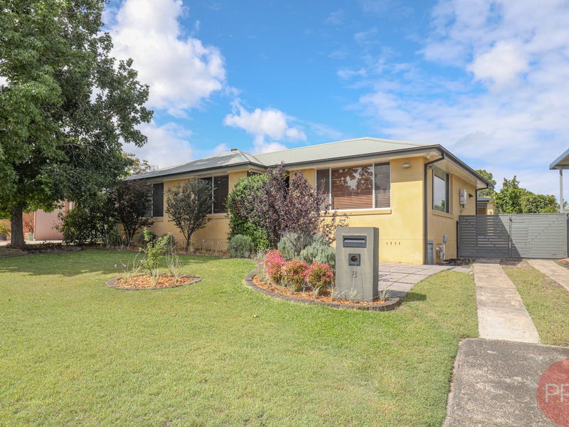 8 Sylvan Cres, East Maitland, NSW 2323