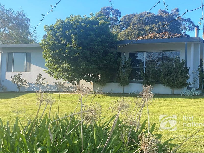 52 Riley Street, Bairnsdale, Vic 3875 - Property Details