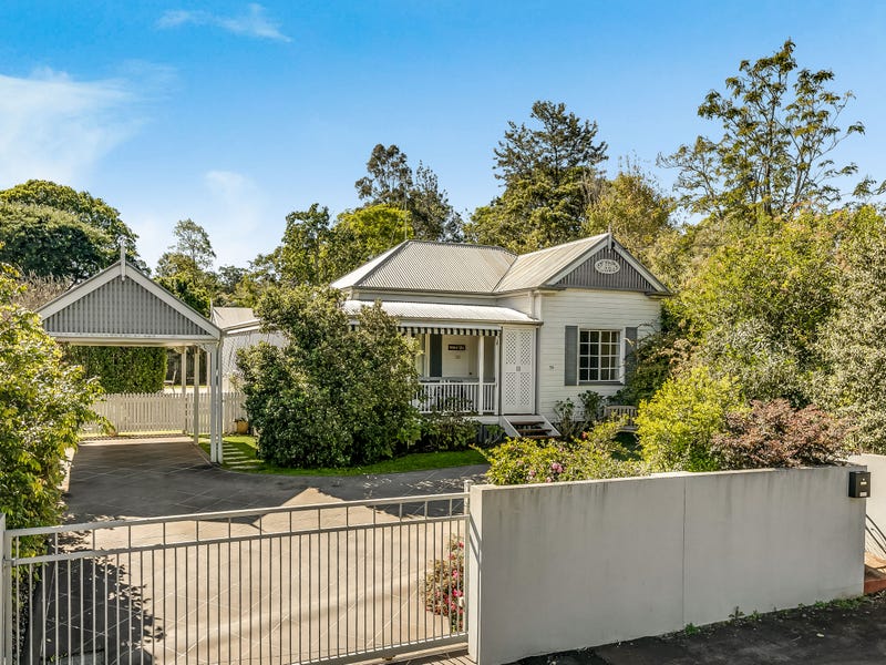 79 Bridge Street, Mount Lofty, QLD 4350
