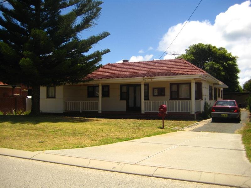 4 Fraser Street, Rockingham, WA 6168 Property Details