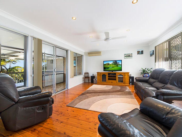 26 Avenue, Wyoming, NSW 2250 Property Details