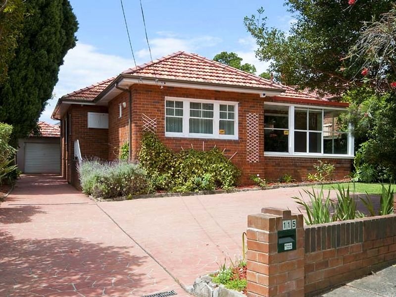 115 Eastern Valley Way, Castlecrag, NSW 2068 Property Details