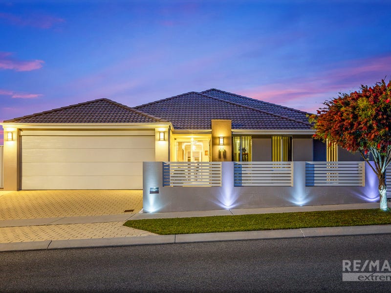 15 Roundhouse Parade, Jindalee, WA 6036