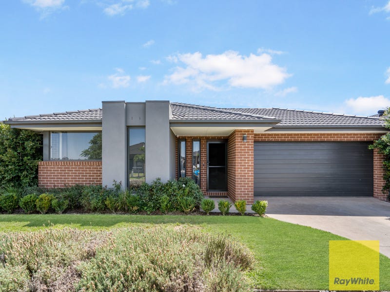 18 Beaumont Street Aintree VIC 3336 realestate .au