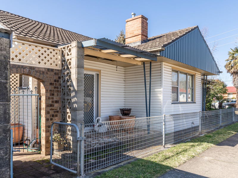 14 Enfield Avenue, Lithgow, NSW 2790 Property Details