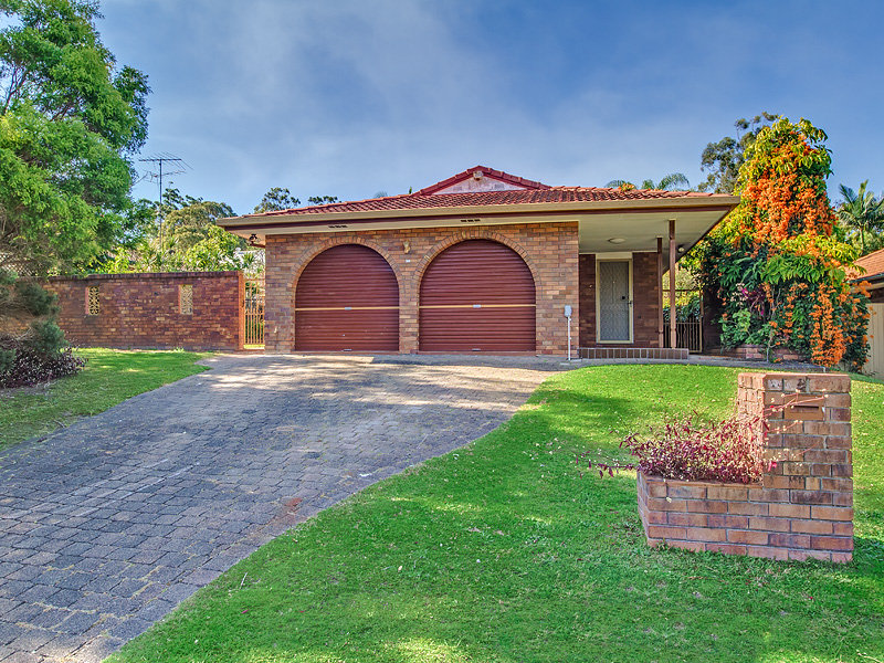 27 Evans Drive, Benowa, Qld 4217 Property Details