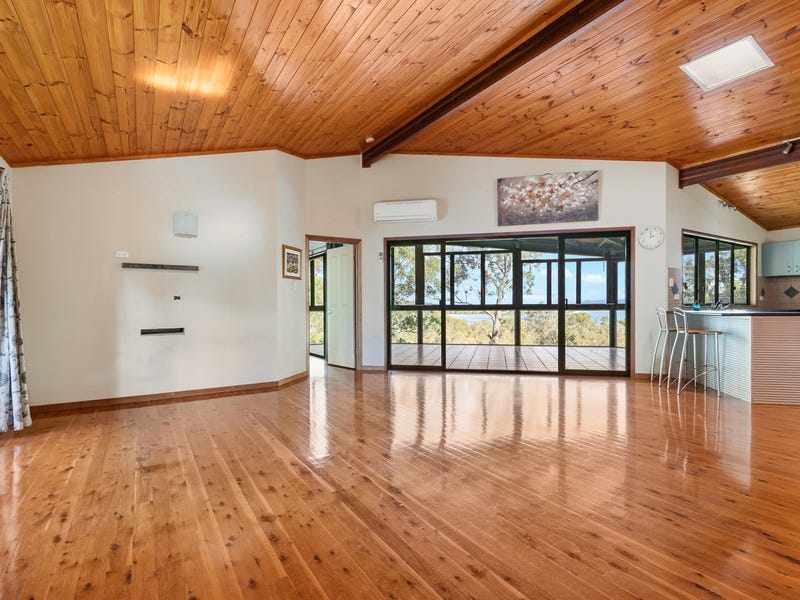 168 Treasure Island Avenue, Karragarra Island, QLD 4184