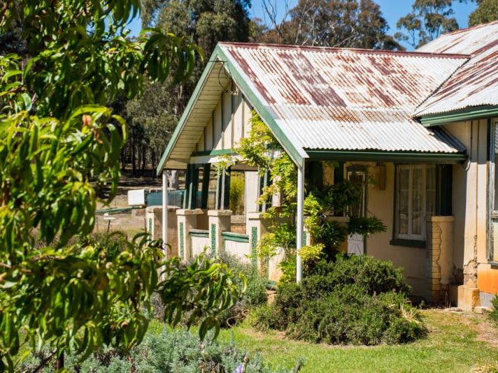 123 Hobbys Yards Road, Trunkey Creek, NSW 2795