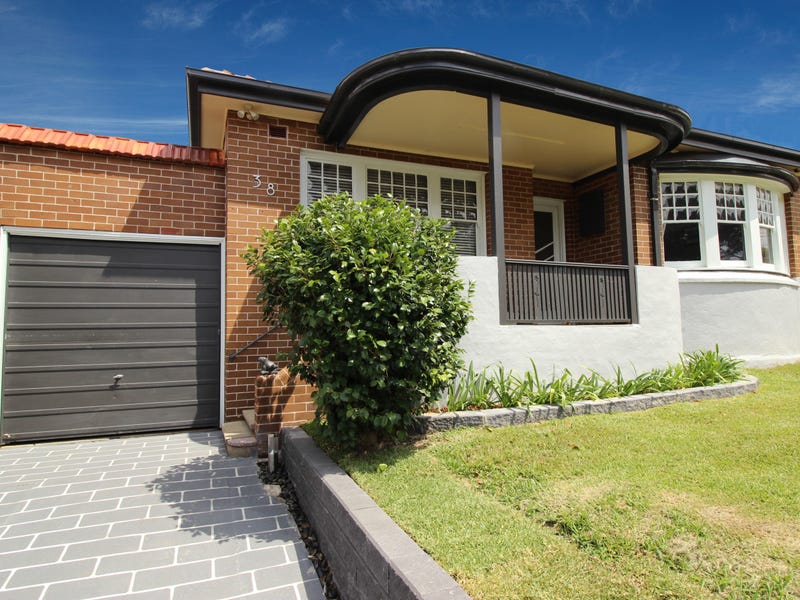 38 Woodstock Street, Mayfield, NSW 2304