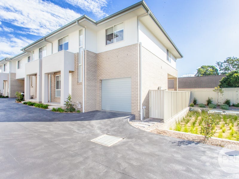 Townhouses for Rent in Penrith, NSW