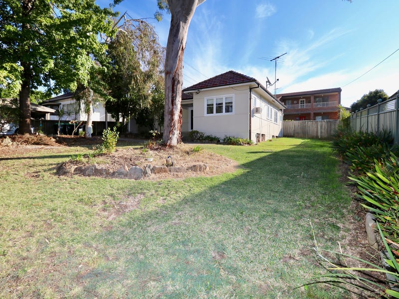 994 Forest Road, Lugarno, NSW 2210