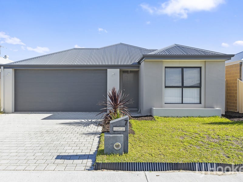 7 Thistle Way, Two Rocks, WA 6037