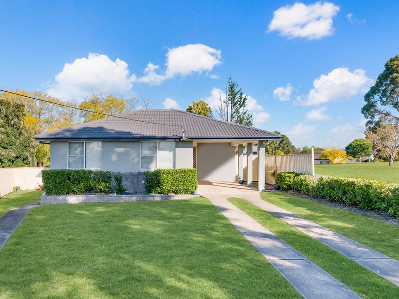 20 Banks Place, Camden South, NSW 2570 House for Sale