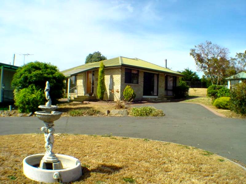 9 Hilltop Place, Dodges Ferry, TAS 7173