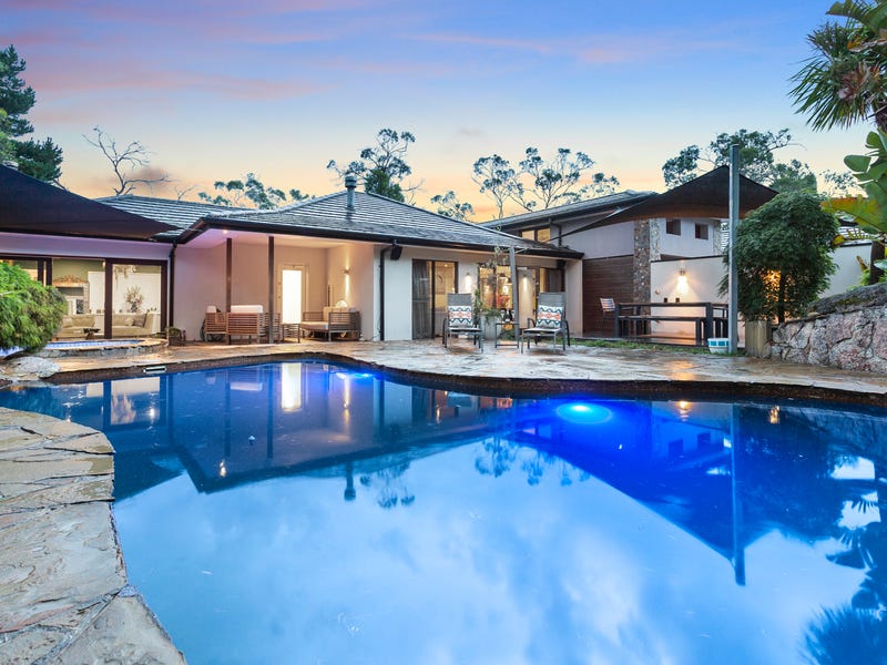 Real Estate & Property for Sale in Mount Eliza, VIC 3930 realestate