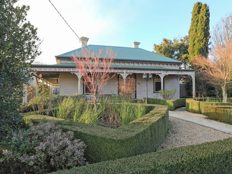 32 Simpson Street, Vic 3444 Property Details