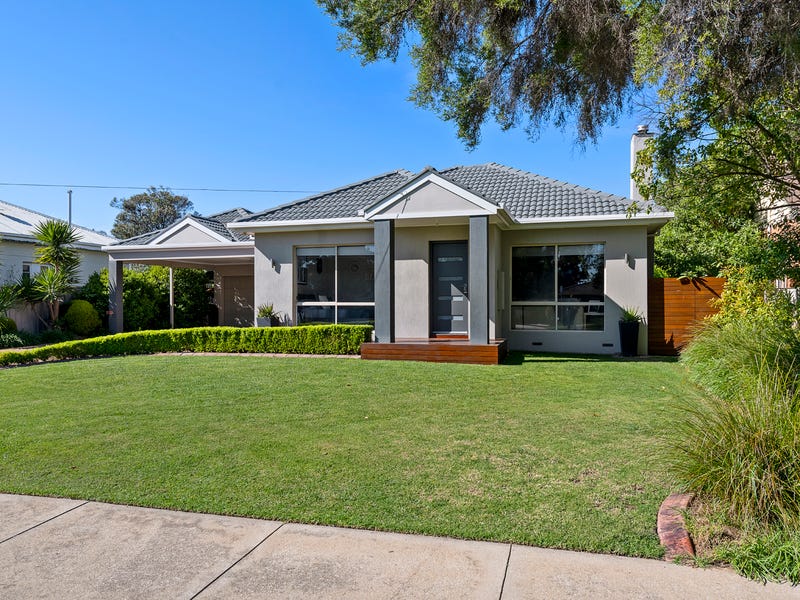 15 Williams Road, Wangaratta, Vic 3677 Property Details