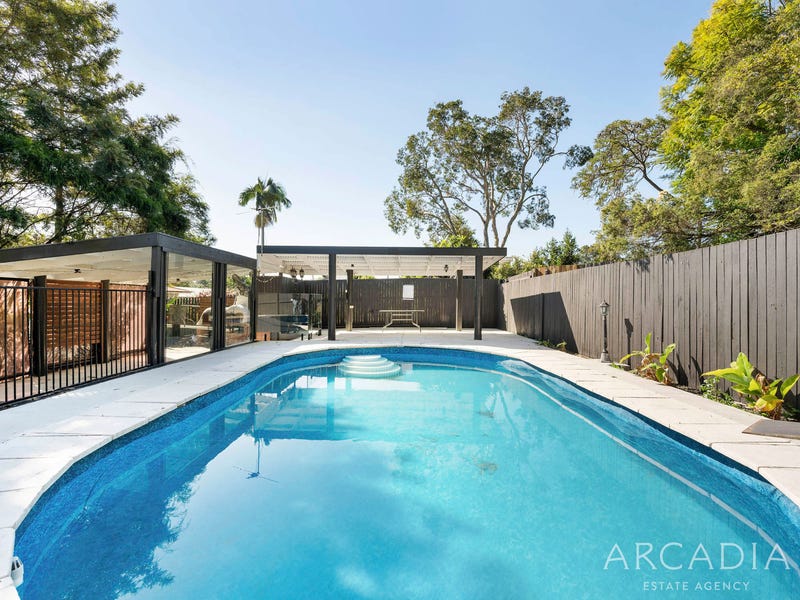 8 Benton Street, Acacia Ridge, QLD 4110