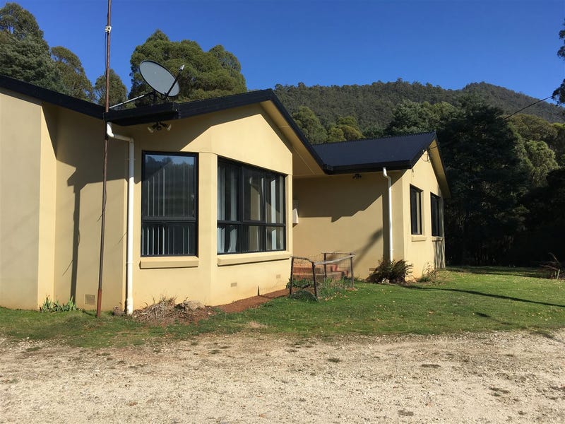 800 Lowana Road, Gunns Plains, TAS 7315