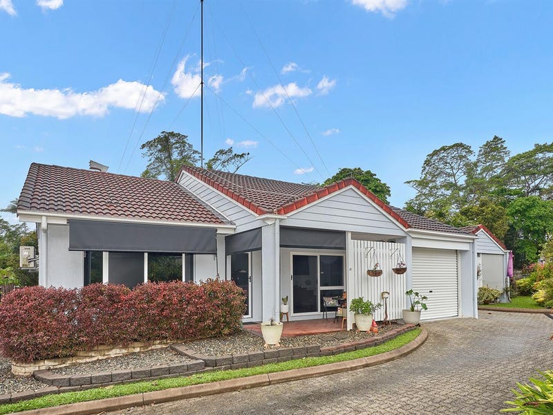 12/2 Nesbit Street, Whitfield, Qld 4870 Villa for Sale realestate