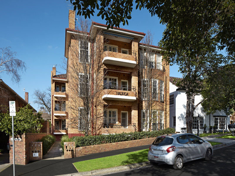 2/20 St Leonards Court, South Yarra, VIC 3141