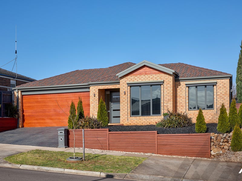 71 Cook Street, Drouin, VIC 3818