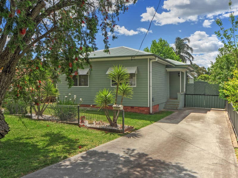 15 Huxley Street, Nowra, NSW 2541