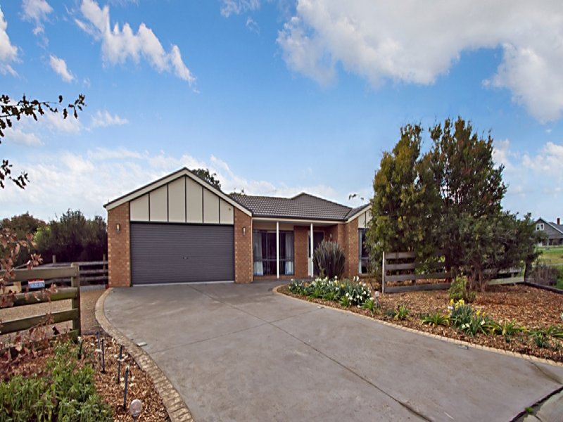 18 Morris Court, Kilmore, VIC 3764