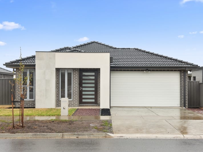 23 Moore Way, Lucas, Vic 3350