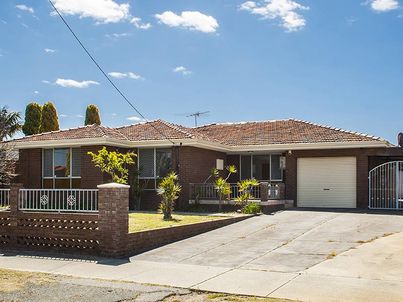 31 Street, Stirling, WA 6021