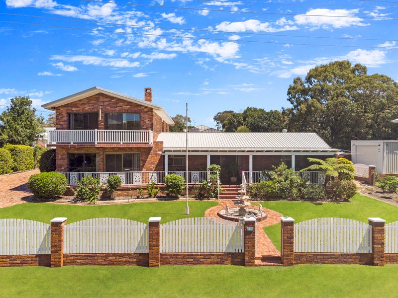 618 Esplanade, Urangan, Qld 4655 House for Sale