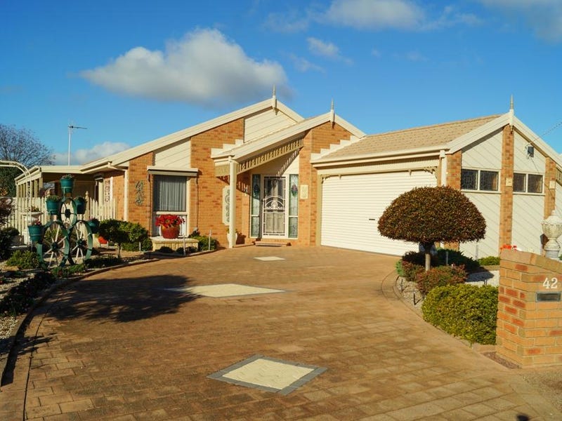 42 Russell Street, Numurkah, Vic 3636