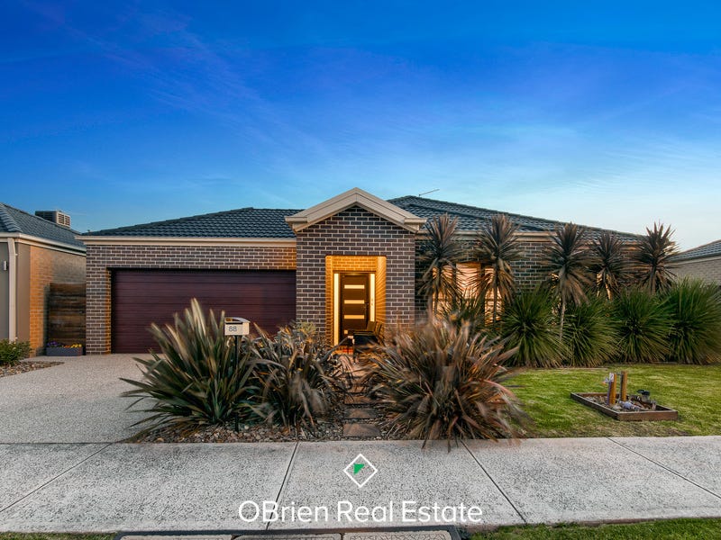 88 Arena Parade, Officer, Vic 3809 Property Details